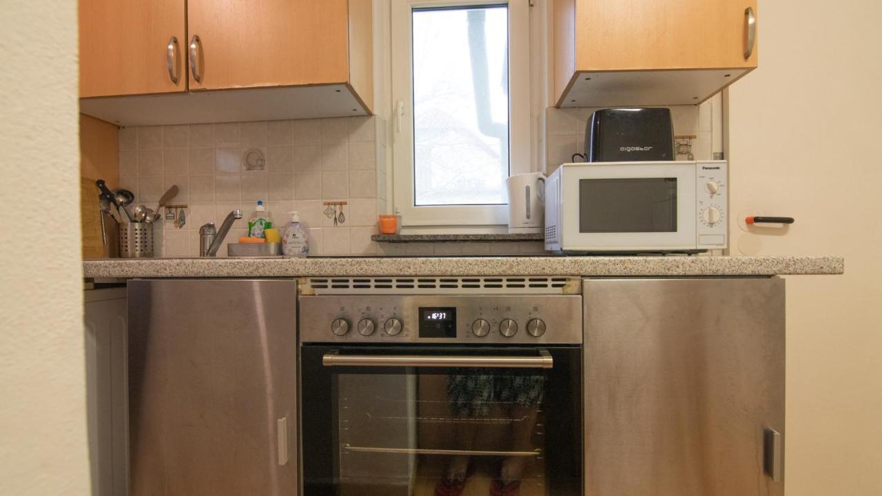 Small-comfy In Donaustadt Garden - Not Shared! Apartment Wien